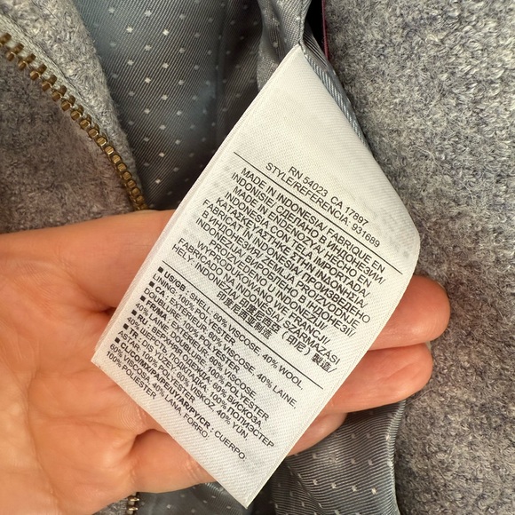 Grey Wool Banana Republic Coat (S) Petite size - Picture 6 of 12
